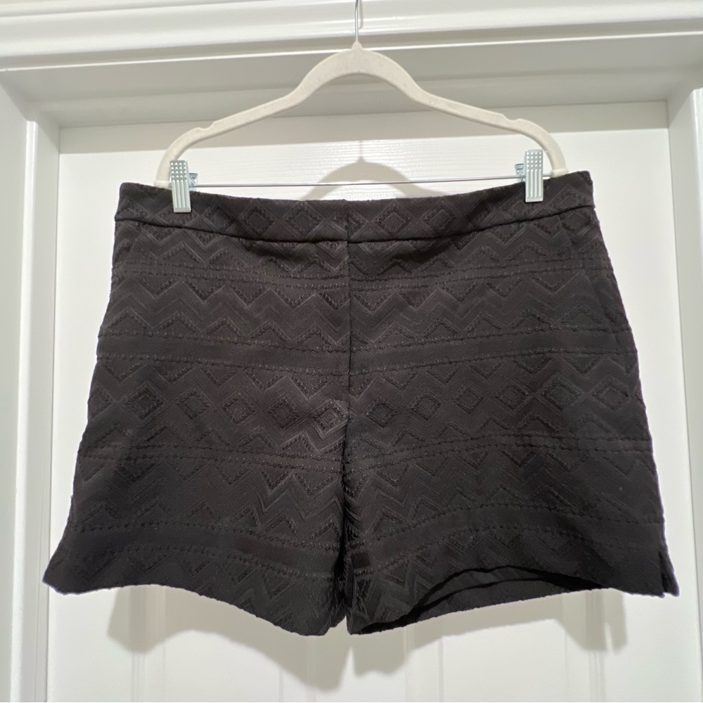 Sleek High Waist Black Shorts with Tailored Look